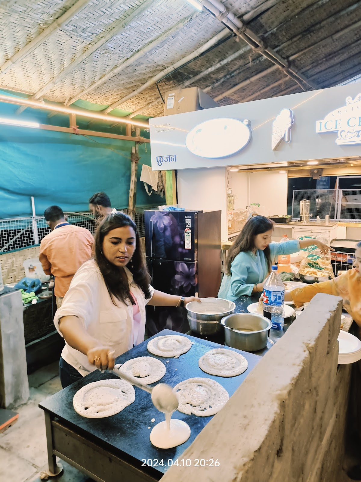 Kerala Hut- Cafe Restaurant & Icecream Lounge Pune | Kerala Rice Meals | Veg & Nonveg Food | Icecream | Mocktails | photo 5