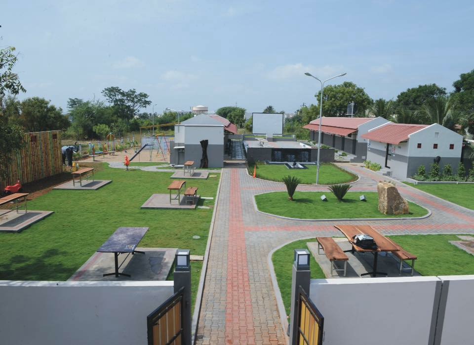 FOUR SEASONS FAMILY RESTAURANT photo 3