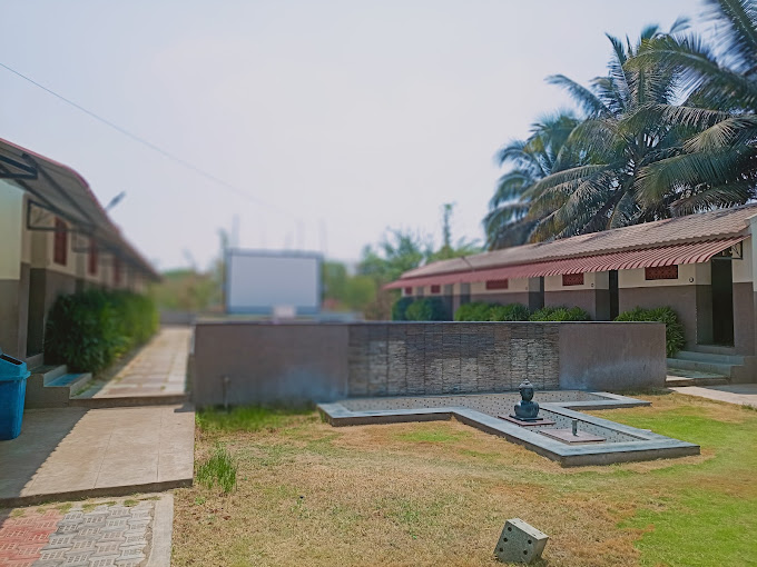 FOUR SEASONS FAMILY RESTAURANT photo 4