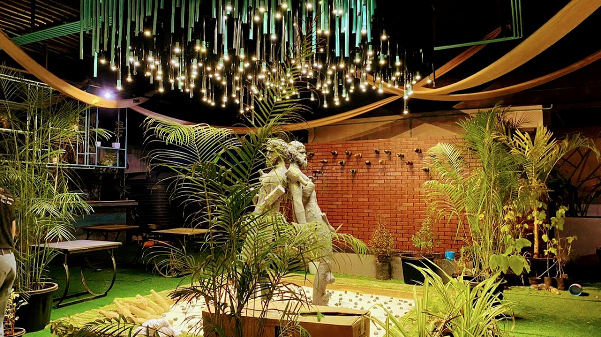 High Family Dine Out