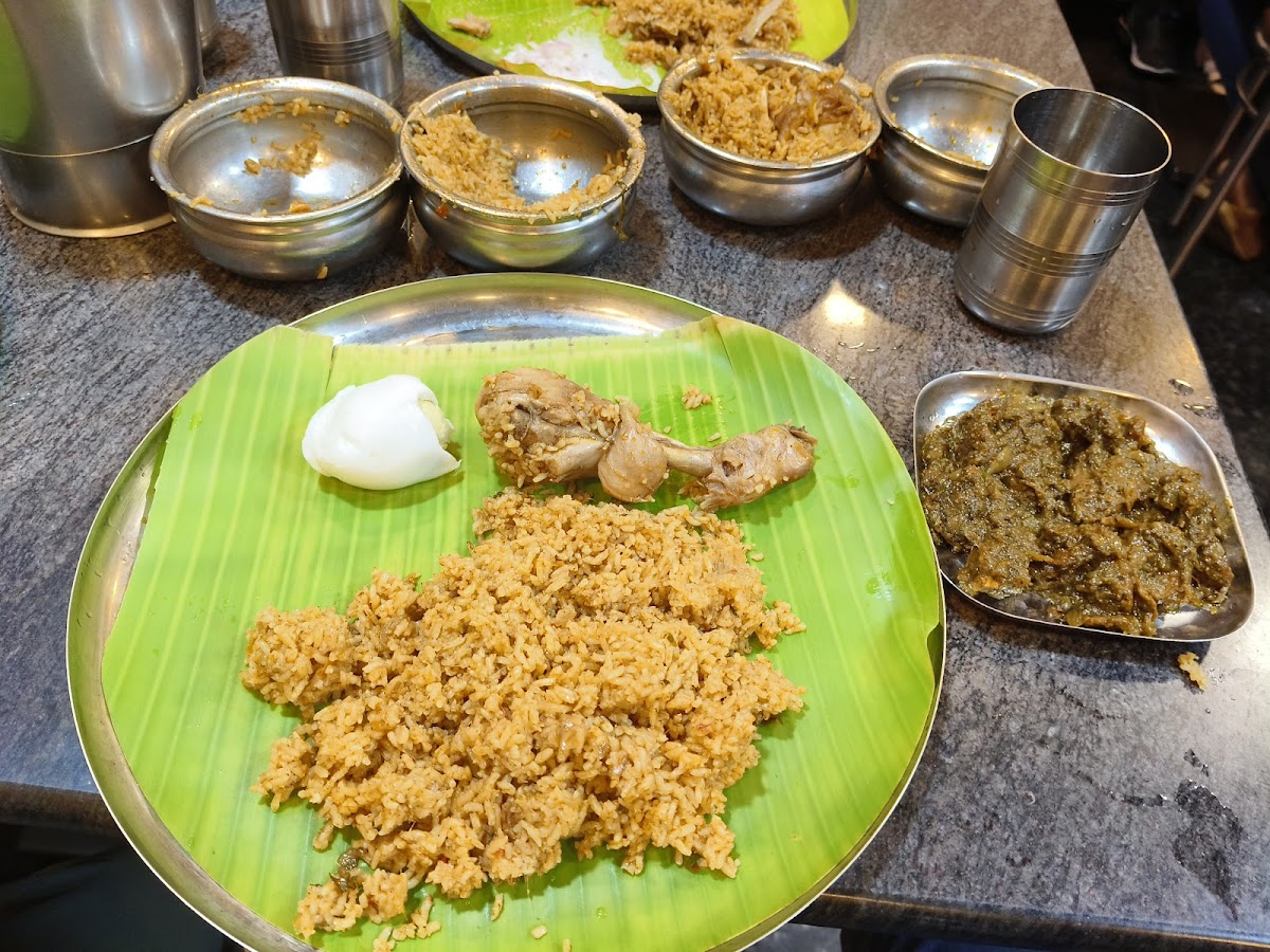 HMR Hotel MuthuRowther photo 3