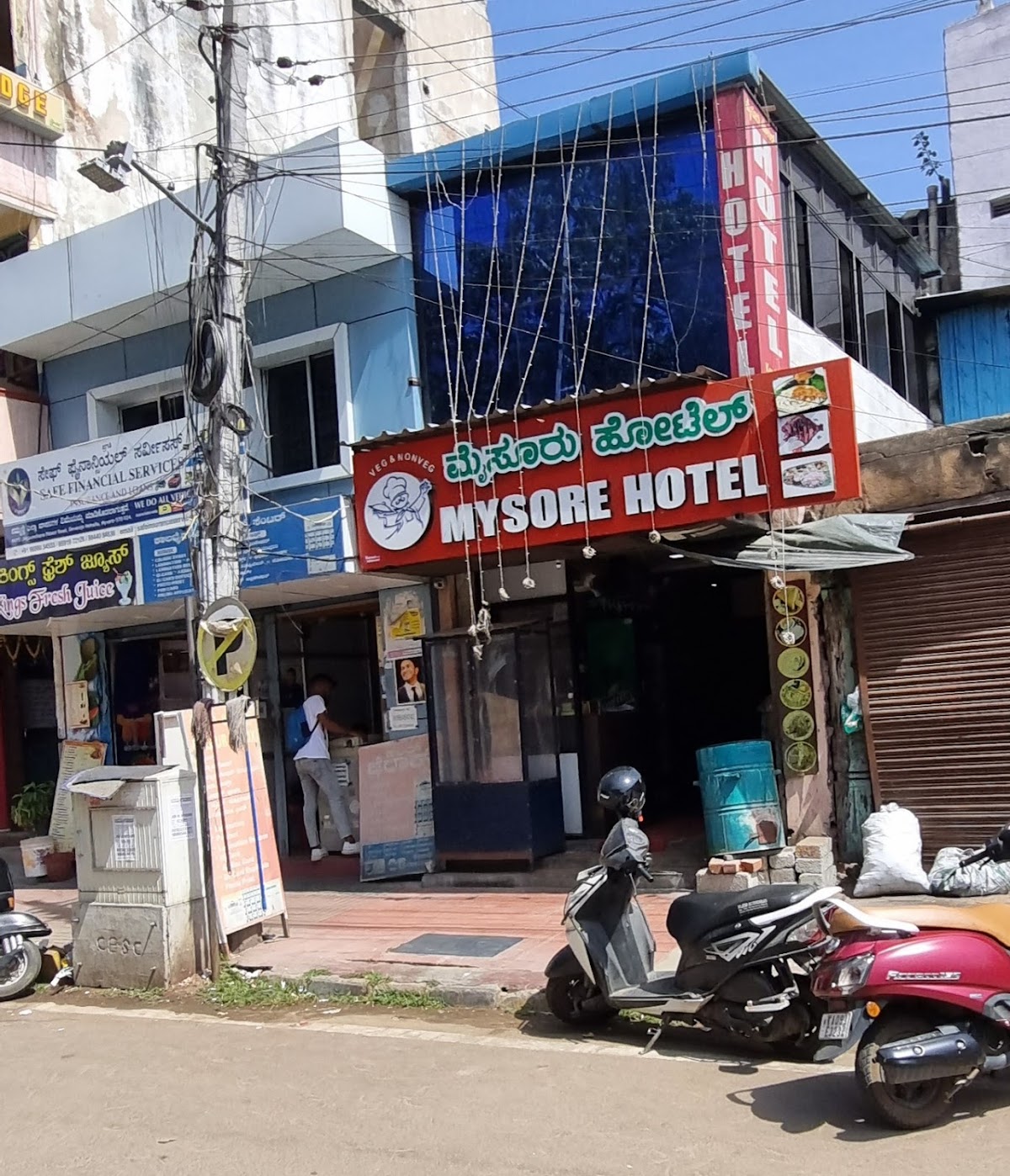 Kerala hotel