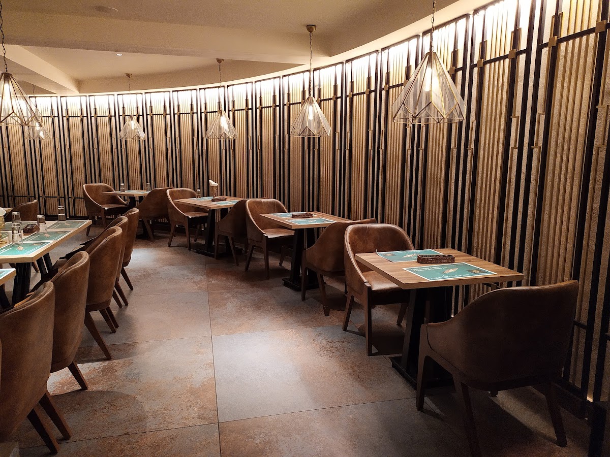 RAMEES RESTAURANT KOCHI