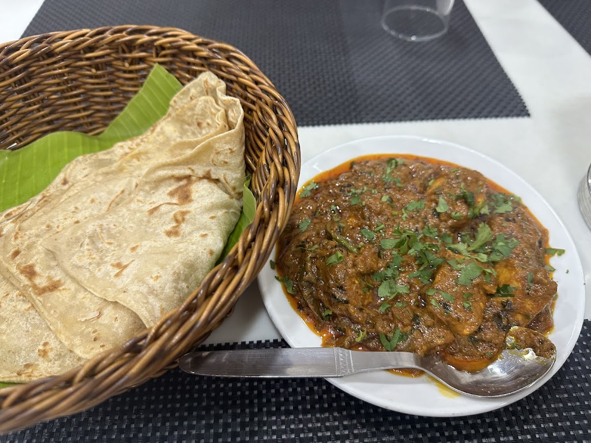 Ruchi Kitchen - Traditional Kerala Cuisine photo 4