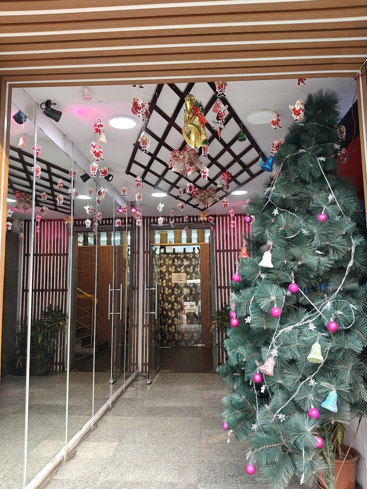 The Coastal Taste Family Restaurant photo 5