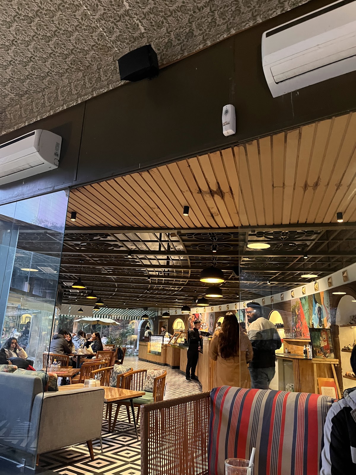 The Magnolia photo 5