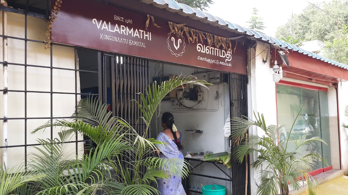 Valarmathi Mess