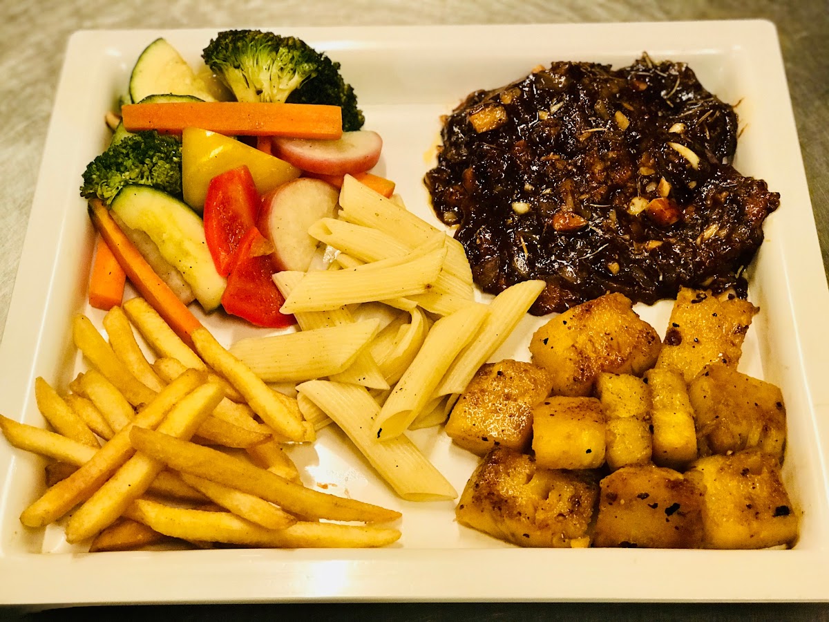 Vayalil Restaurant, The Finedine, eanchakkal photo 2