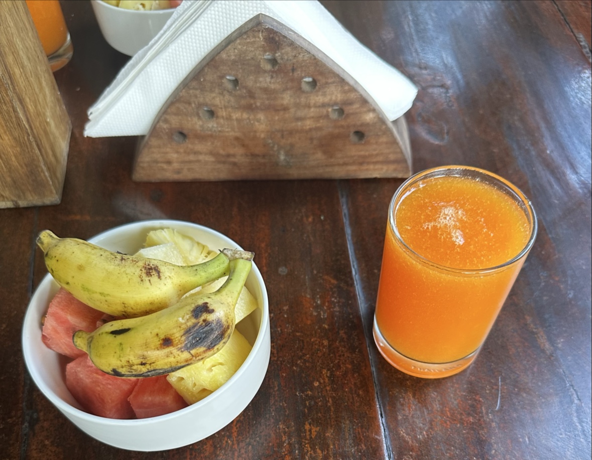 Warehouse Cafe Fortkochi photo 3